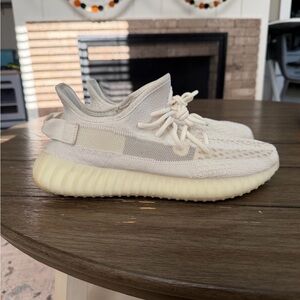 Yeezy 350 V2 Boost - Bone